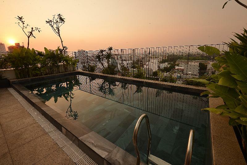 Moon Hotel And Apartment Da Nang Exterior foto